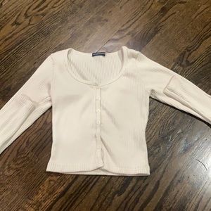 Super cute long sleeve brandy Melville button up